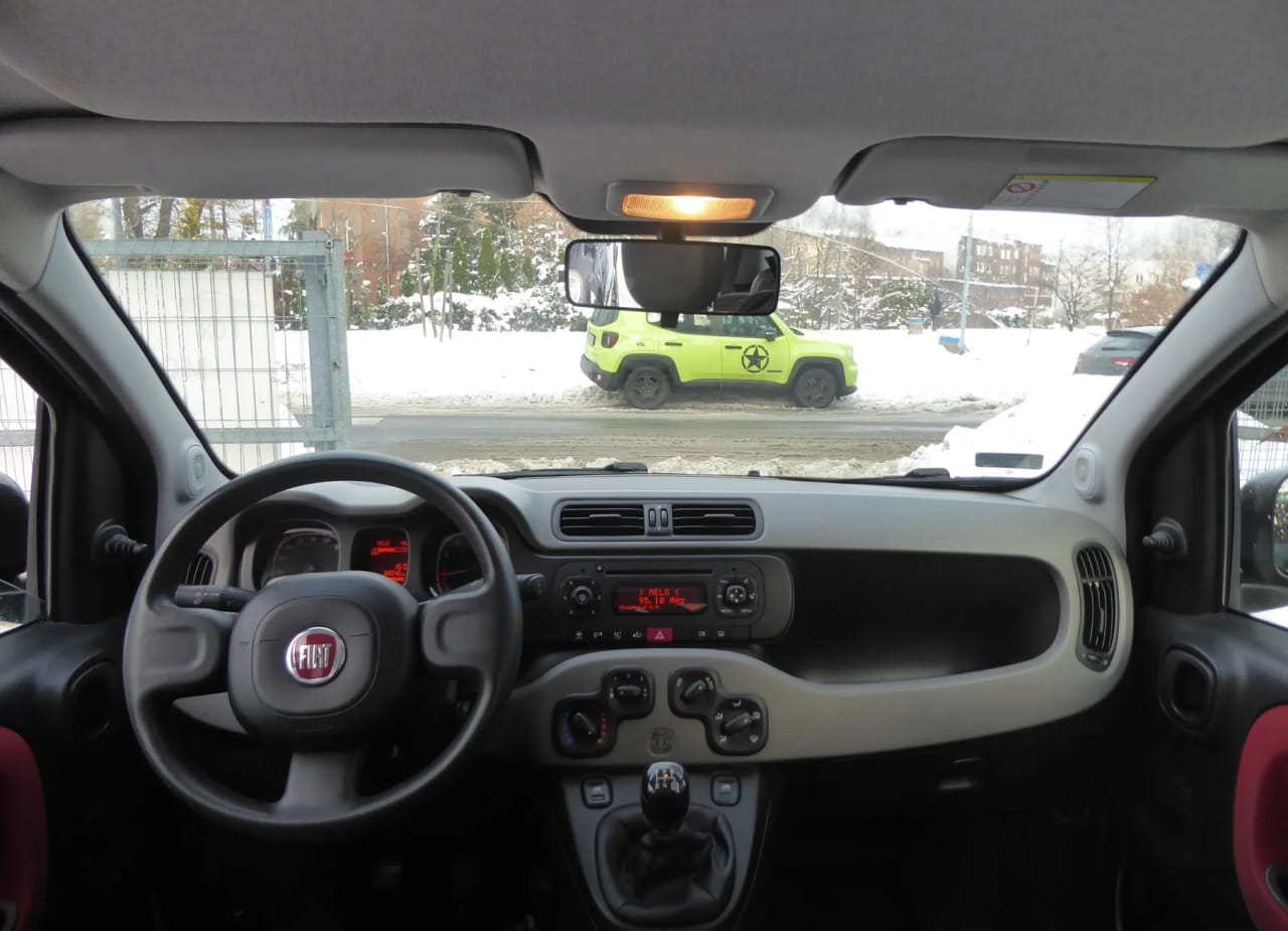 Zdjęcie oferty Fiat Panda nr. 14