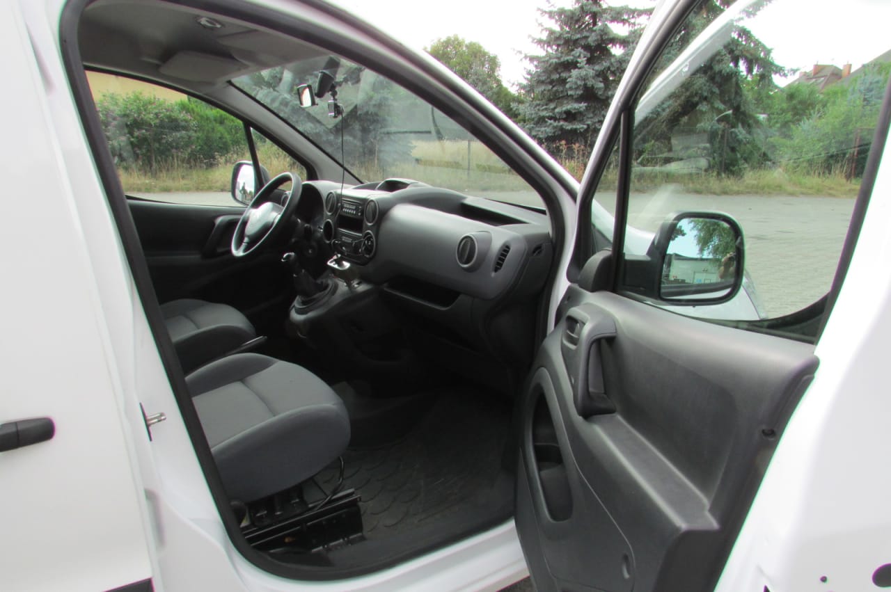 Zdjęcie oferty Citroen Berlingo nr. 4