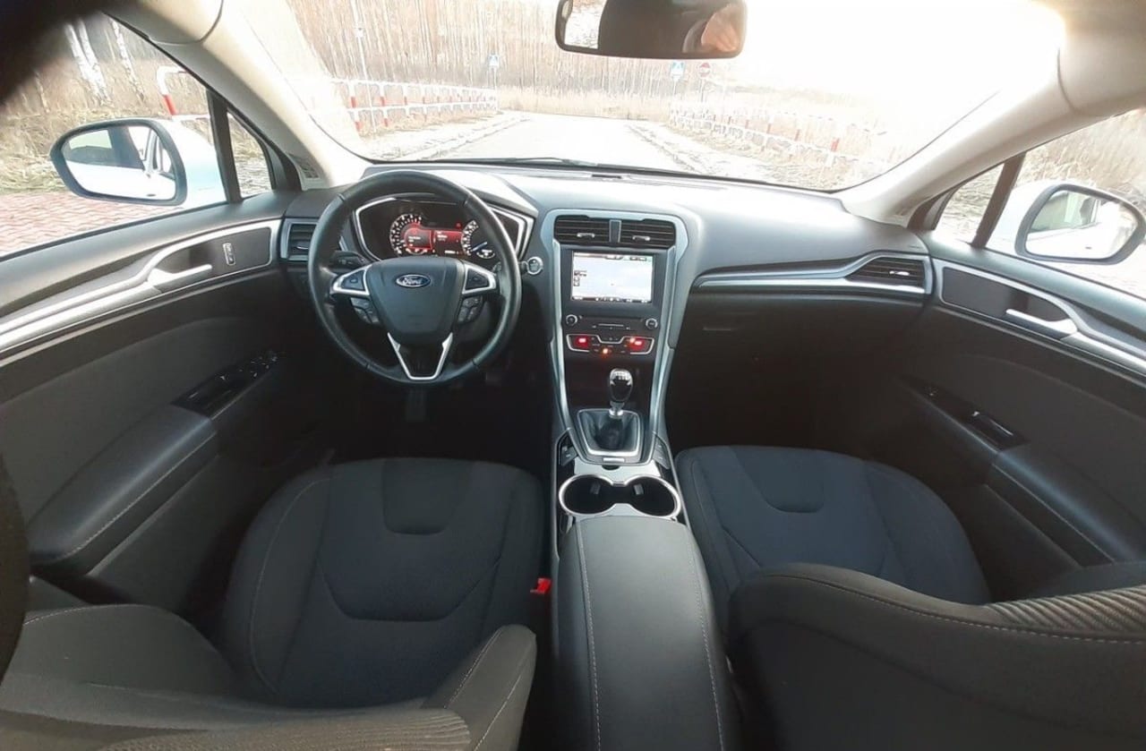 Zdjęcie oferty Ford Mondeo nr. 33