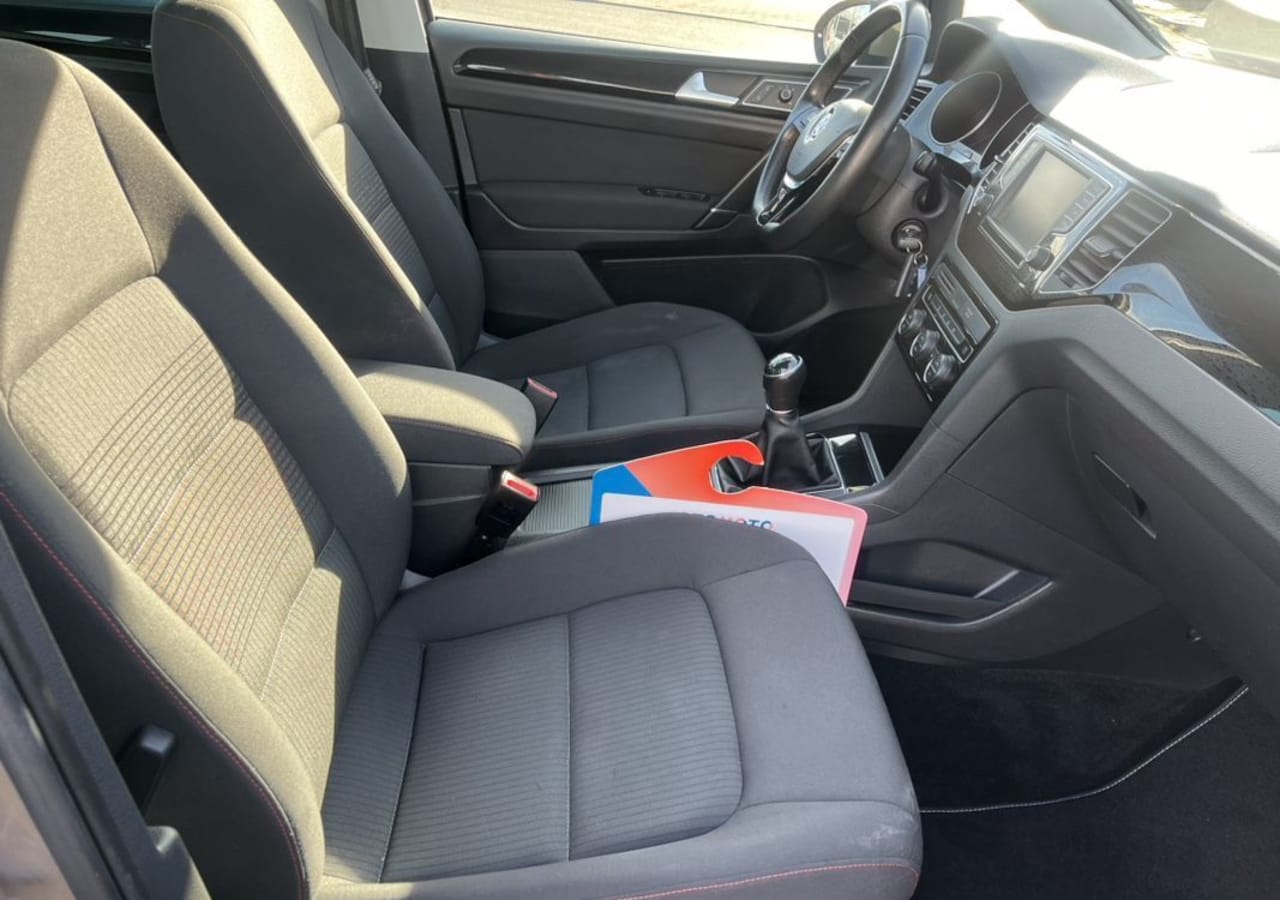 Zdjęcie oferty Volkswagen Golf Sportsvan nr. 11