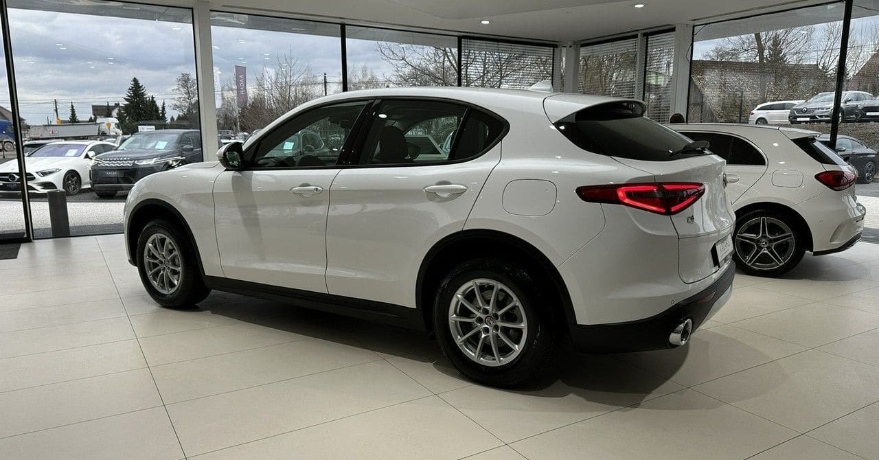Zdjęcie oferty Alfa romeo Stelvio nr. 3