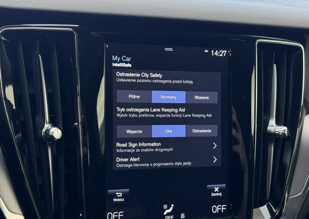 Zdjęcie oferty Volvo V60 nr. 34