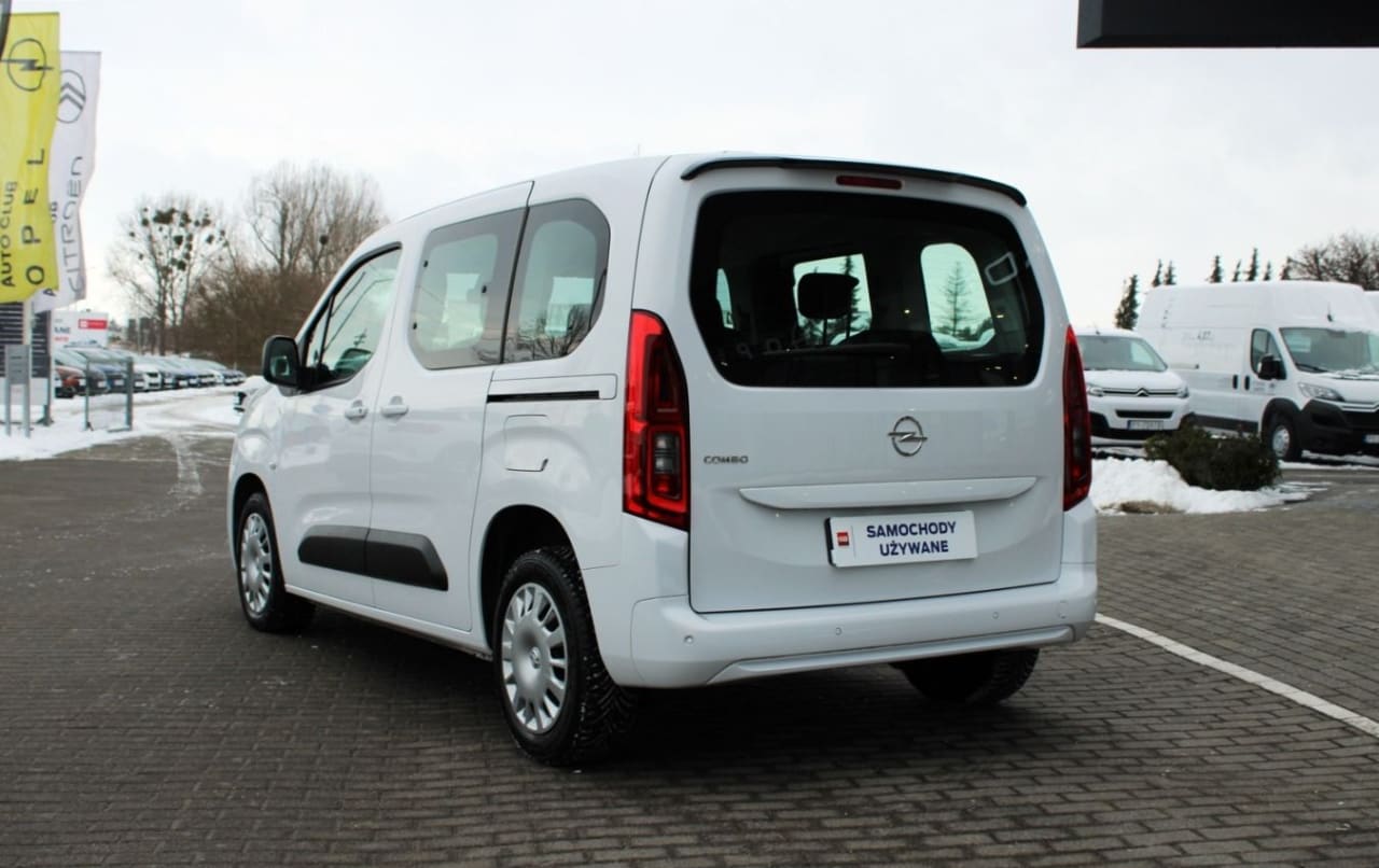 Zdjęcie oferty Opel Combo nr. 8
