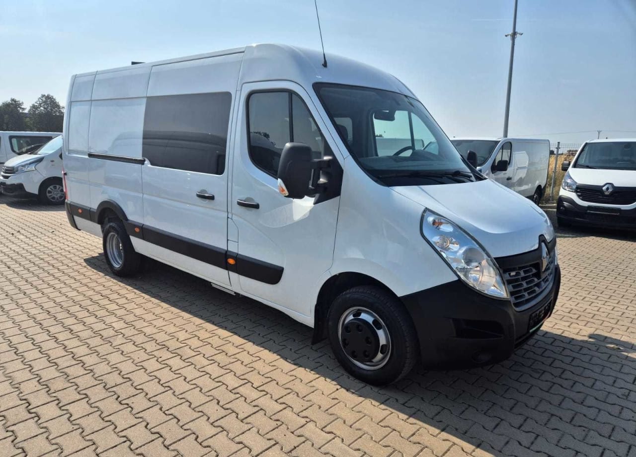 Zdjęcie oferty Renault Master L3H2 *79900zł NETTO* Brygadówka 7-osób 2.3dCi/165km nr. 10