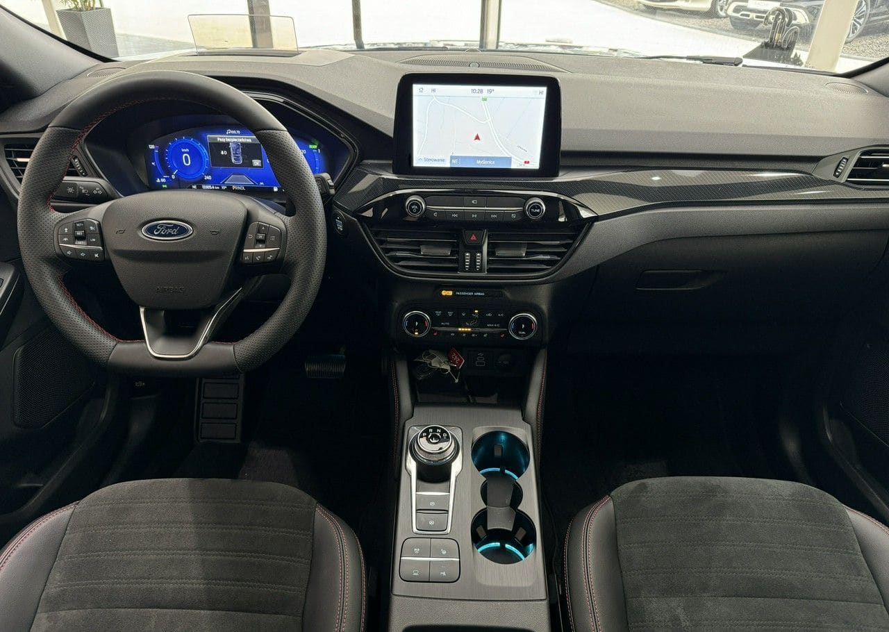 Zdjęcie oferty Ford Kuga nr. 18