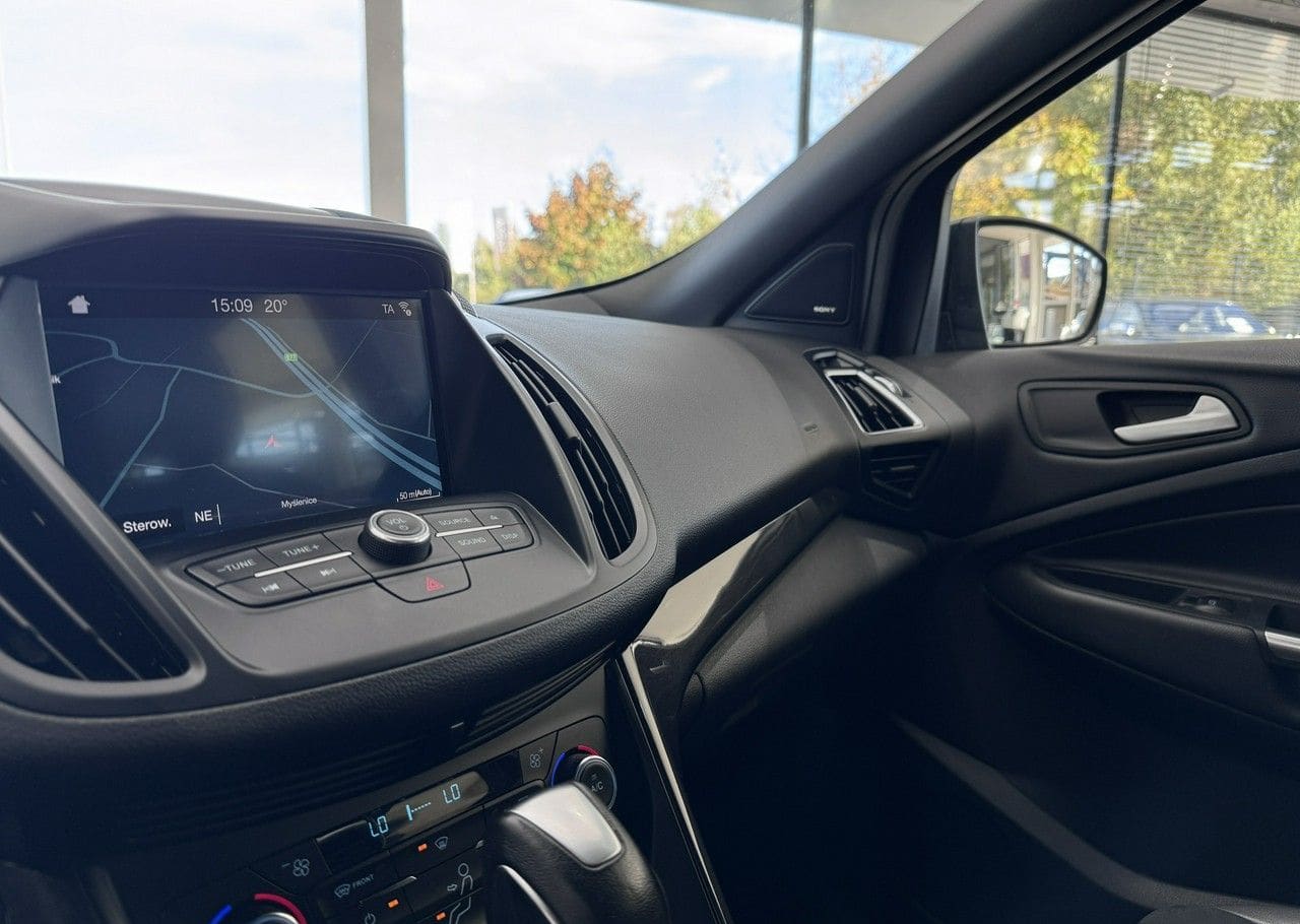 Zdjęcie oferty Ford Kuga nr. 29