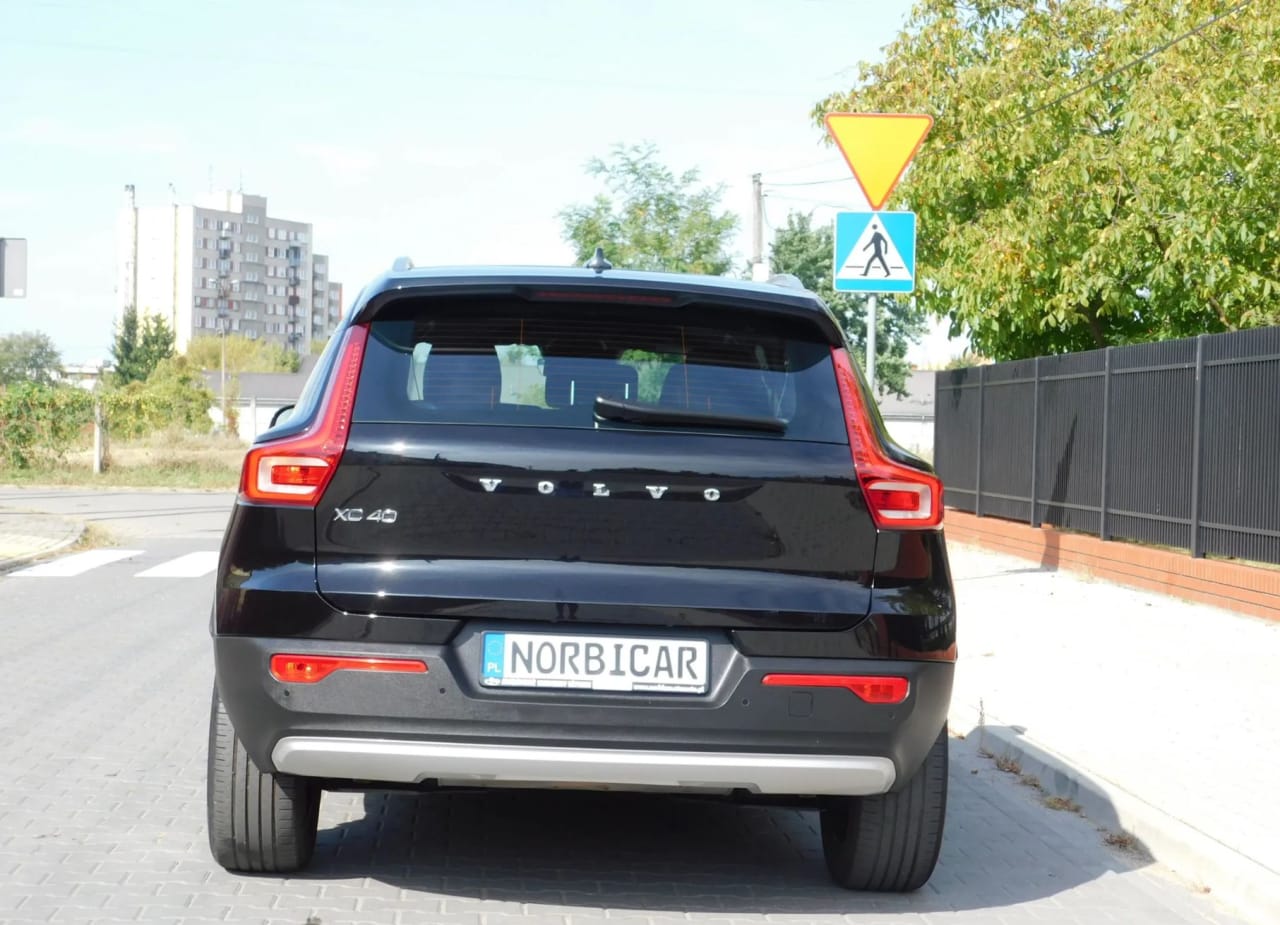 Zdjęcie oferty Volvo XC 40 nr. 23
