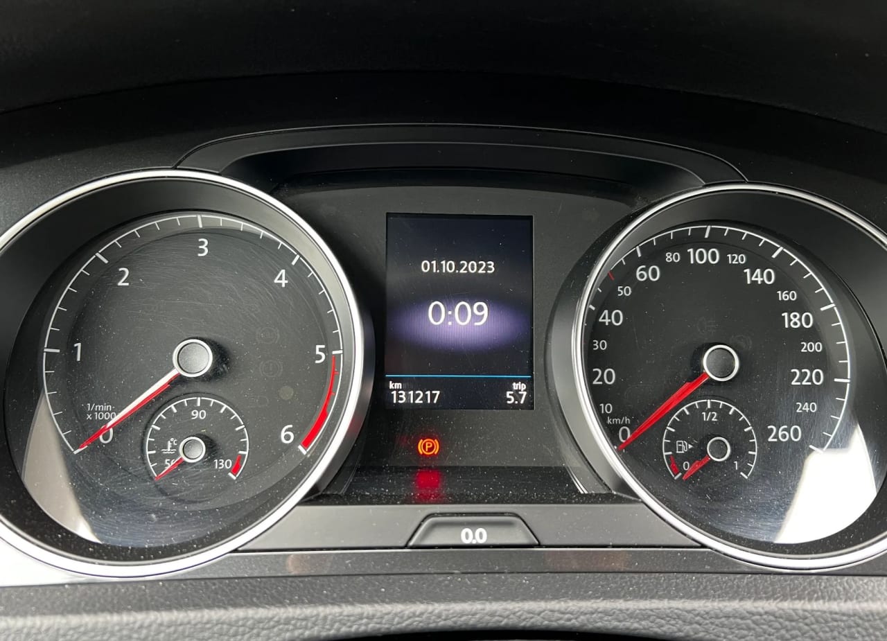 Zdjęcie oferty Volkswagen Golf nr. 14