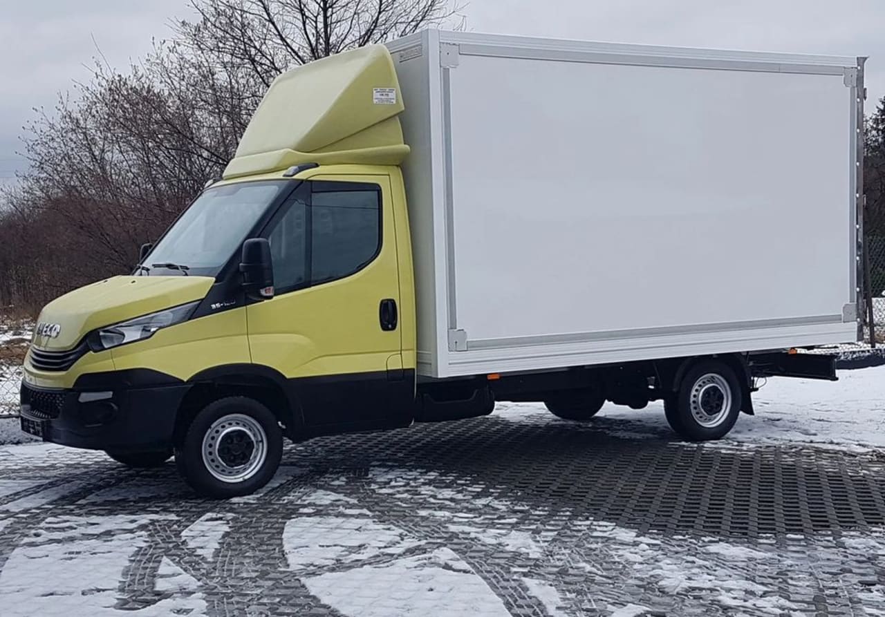 Zdjęcie oferty Iveco Daily KONTENER 8EP 4,14x2,22x2,20 KLIMA MANUAL KRAJOWY nr. 2