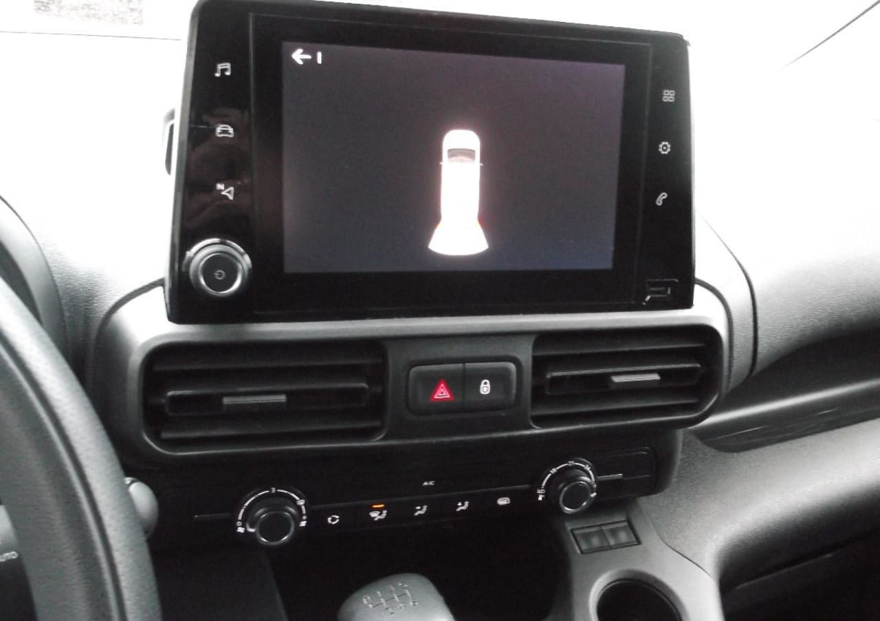 Zdjęcie oferty Citroen Berlingo nr. 28