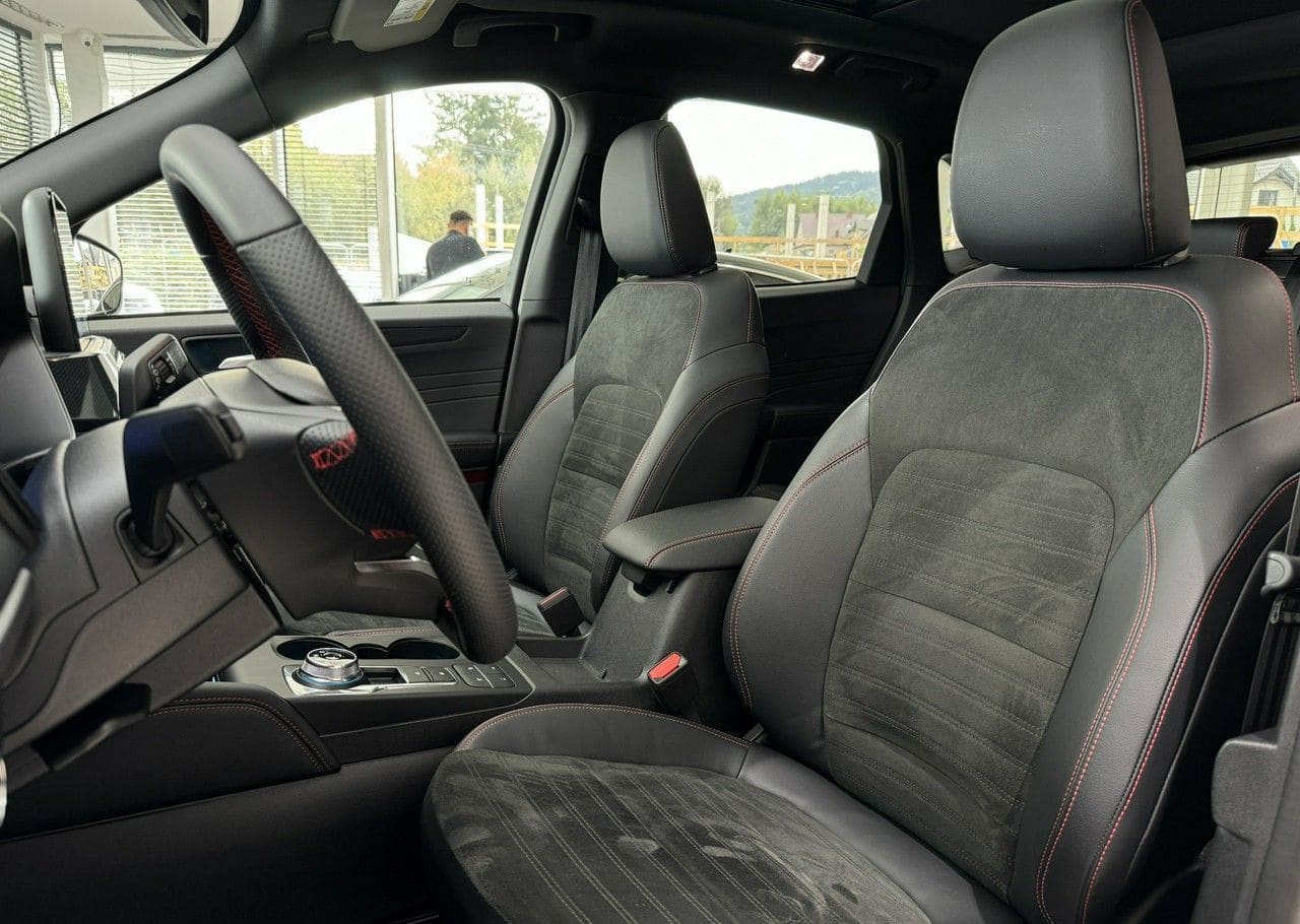 Zdjęcie oferty Ford Kuga nr. 12