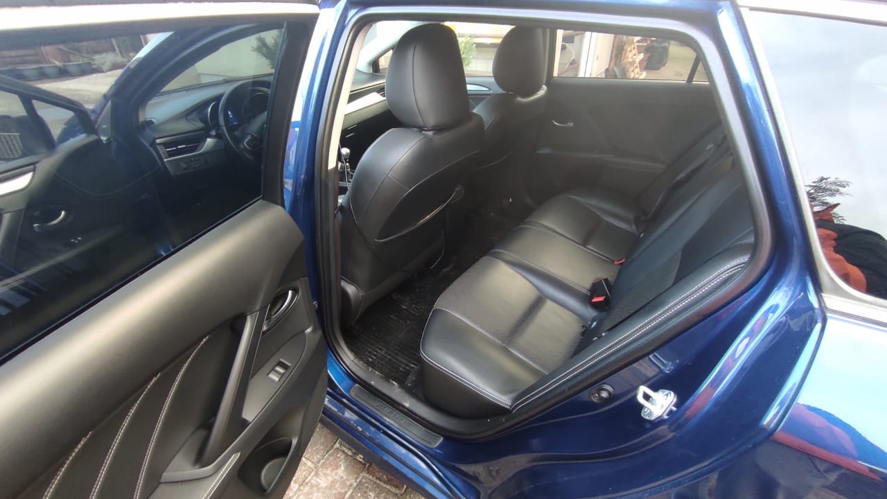 Zdjęcie oferty Toyota Avensis nr. 12