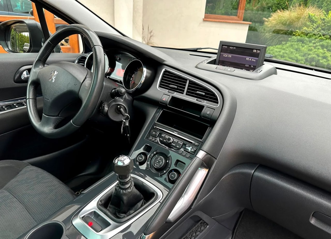 Zdjęcie oferty Peugeot 3008 nr. 24