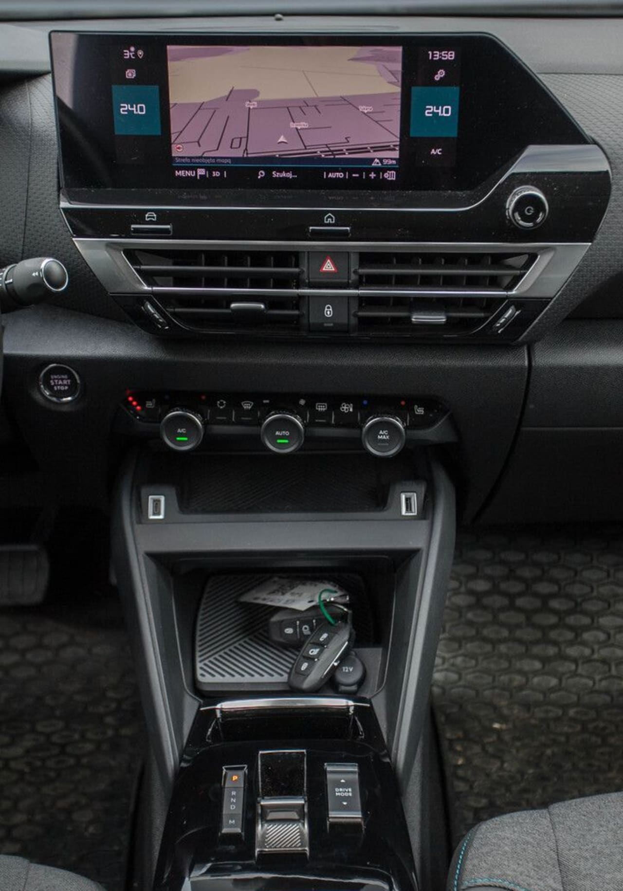 Zdjęcie oferty Citroen C4 nr. 26