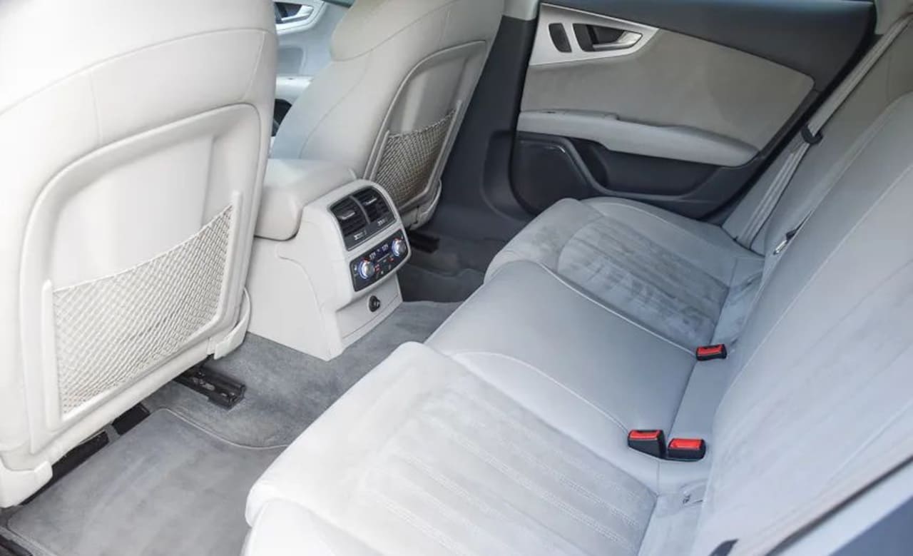 Zdjęcie oferty Audi A7 nr. 37