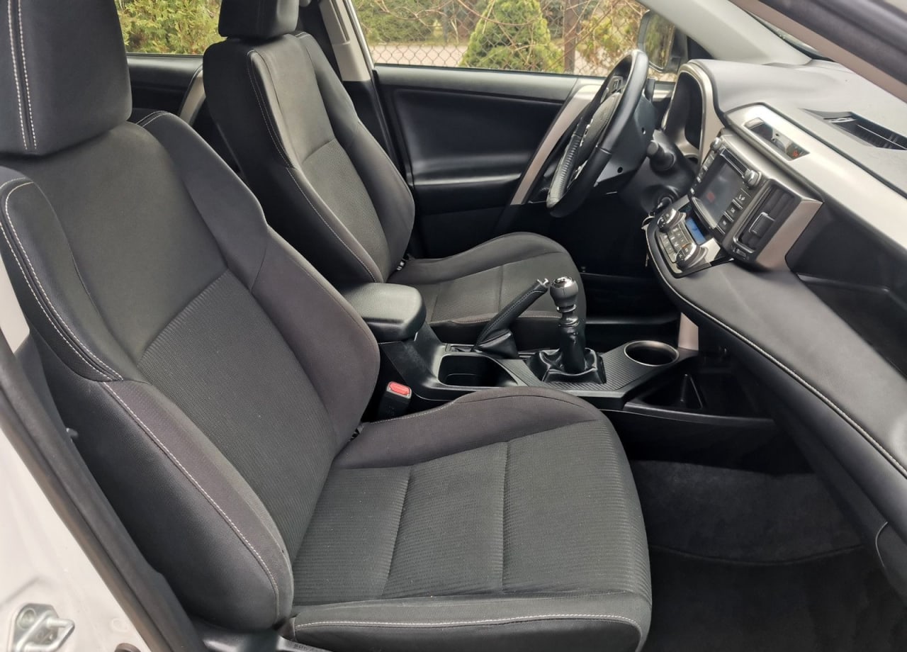 Zdjęcie oferty Toyota RAV4 nr. 5