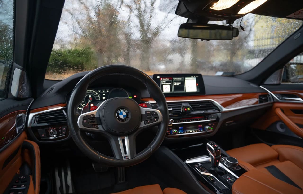 Zdjęcie oferty BMW M5 nr. 17
