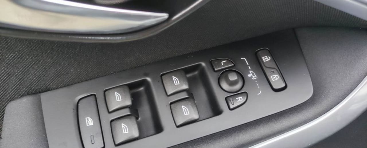 Zdjęcie oferty Volvo V40 nr. 20
