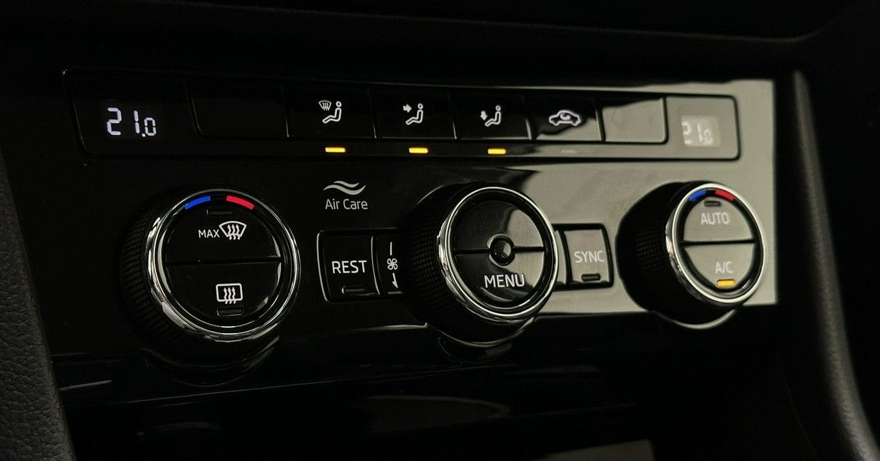 Zdjęcie oferty Skoda Superb nr. 28