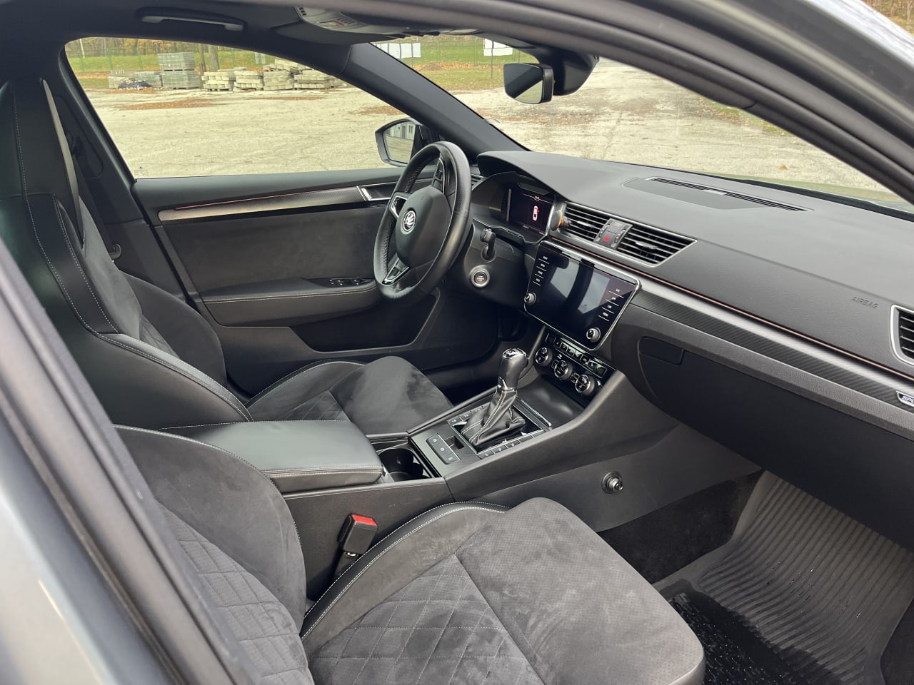 Zdjęcie oferty Skoda Superb nr. 8