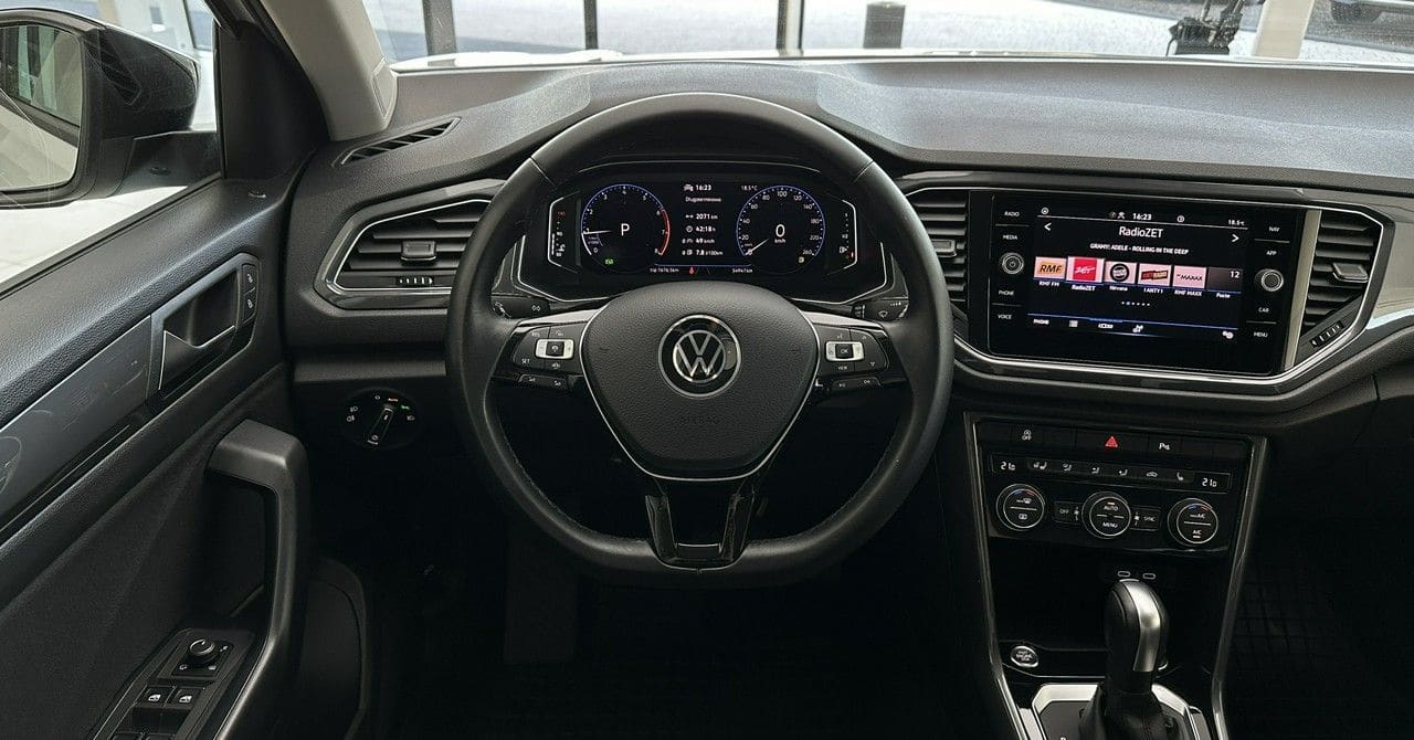 Zdjęcie oferty Volkswagen T-Roc nr. 15