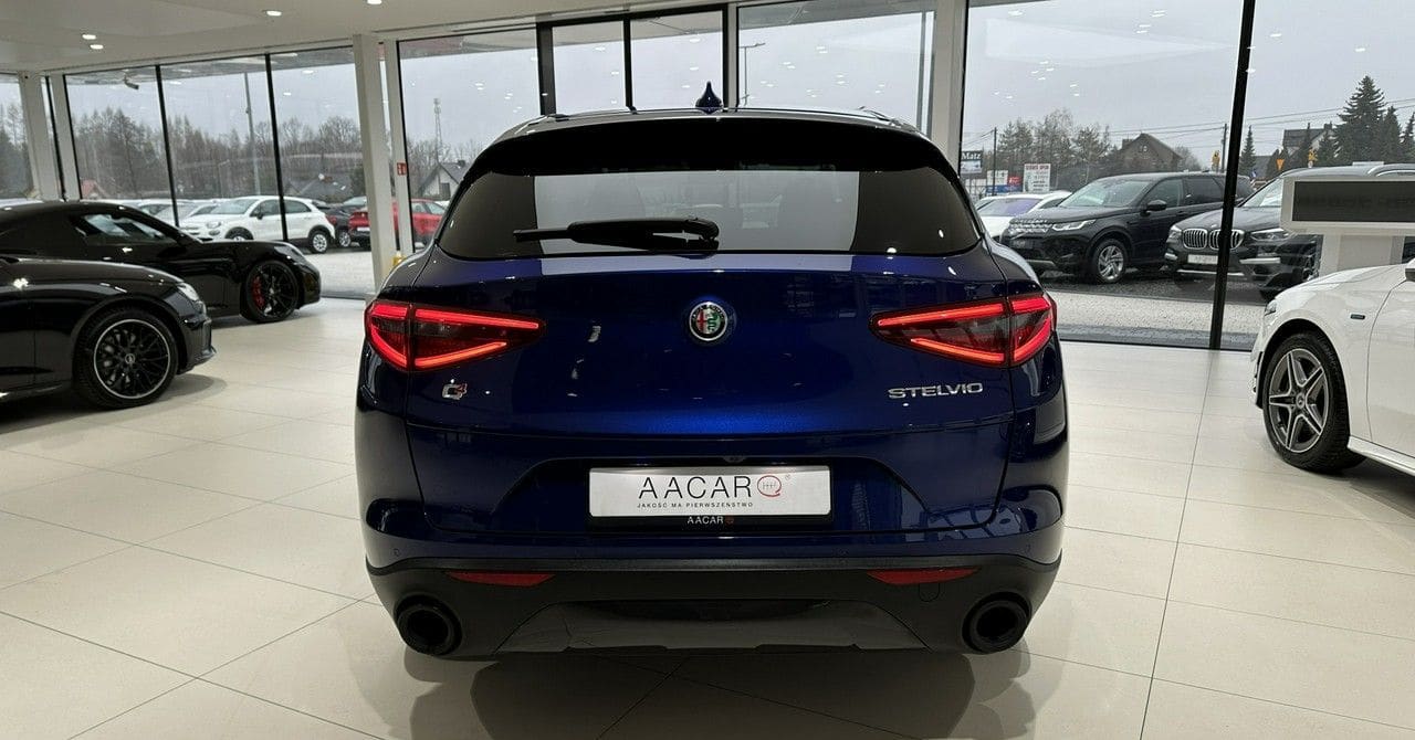 Zdjęcie oferty Alfa romeo Stelvio nr. 4