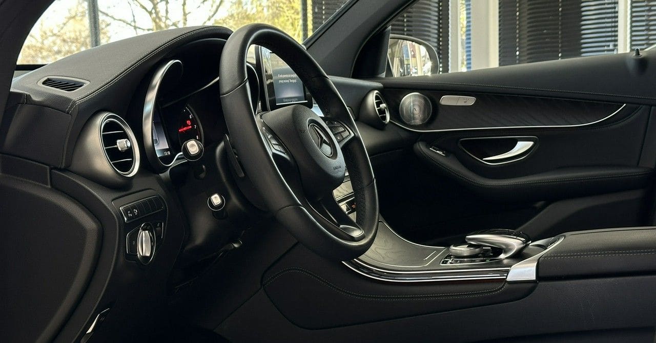 Zdjęcie oferty Mercedes-Benz GLC nr. 21