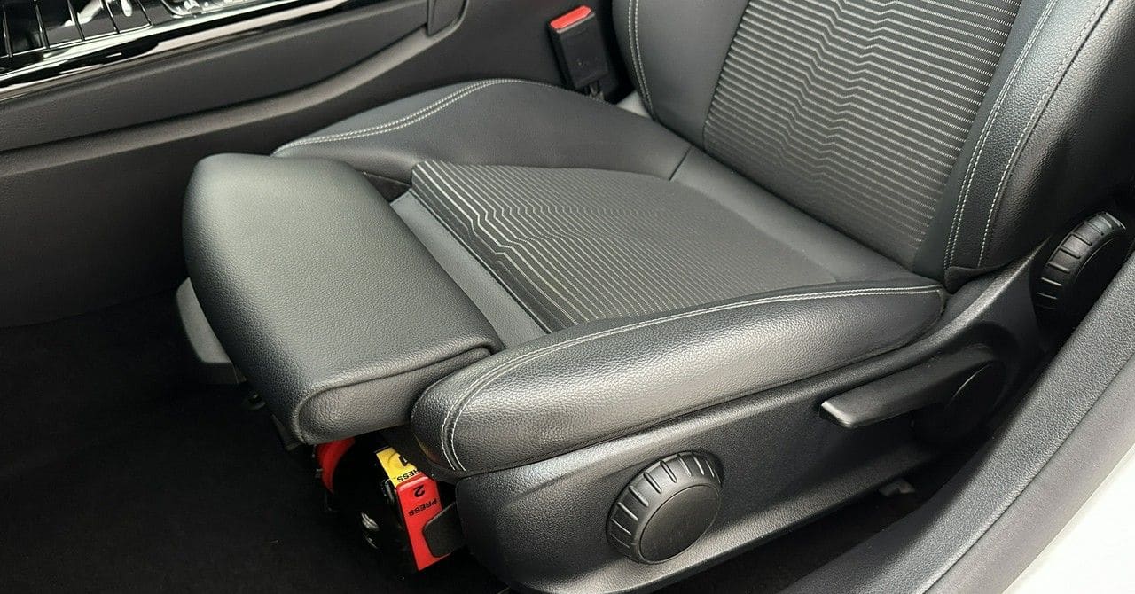 Zdjęcie oferty Mercedes-Benz CLA nr. 10