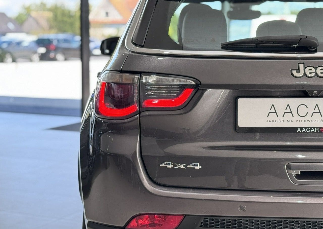 Zdjęcie oferty Jeep Compass nr. 38