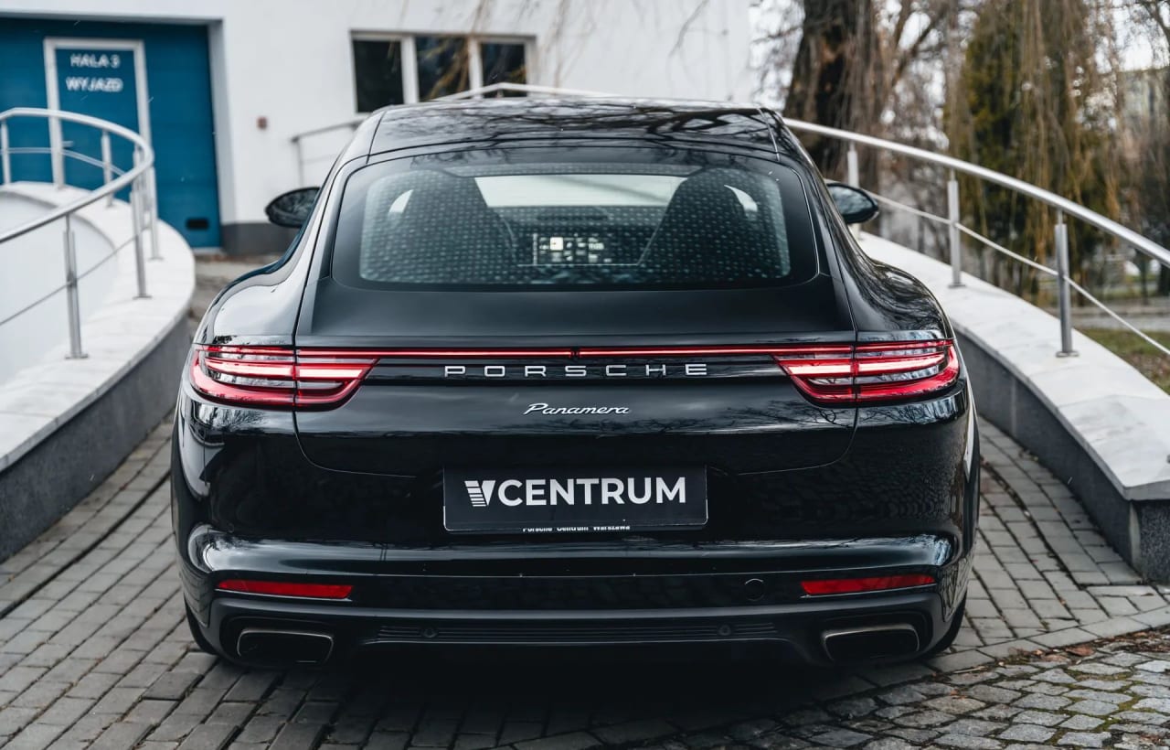 Zdjęcie oferty Porsche Panamera nr. 7