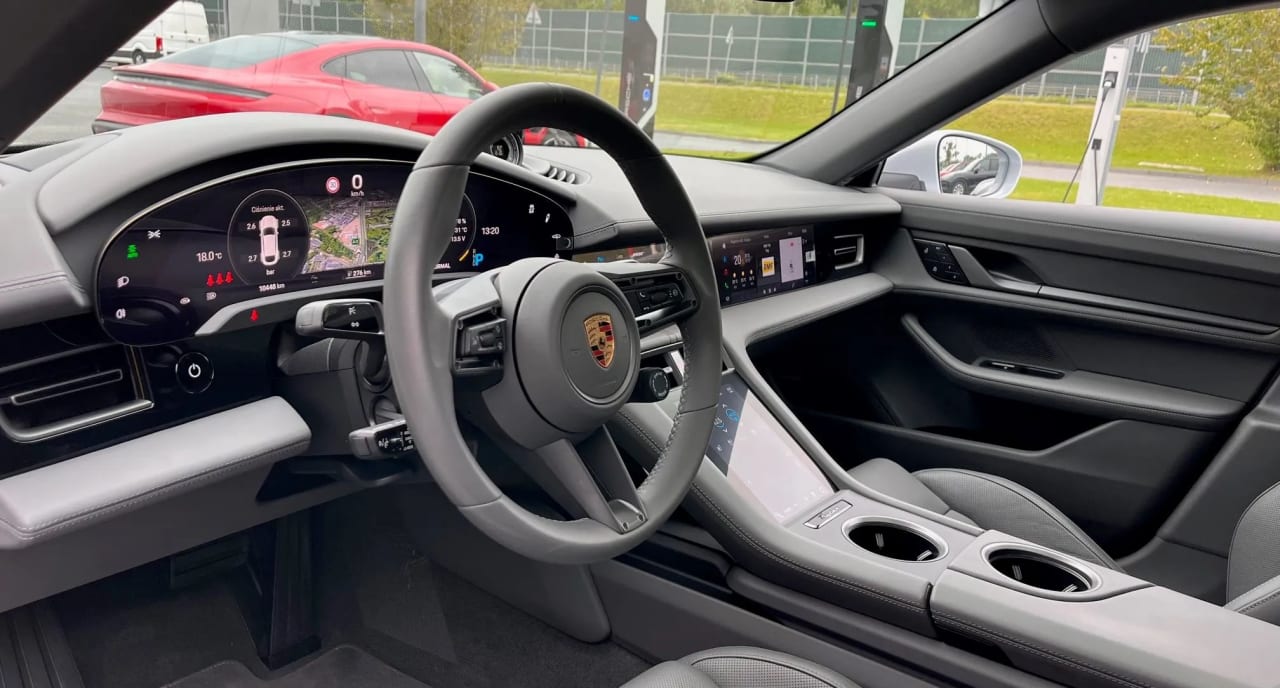 Zdjęcie oferty Porsche Taycan nr. 9