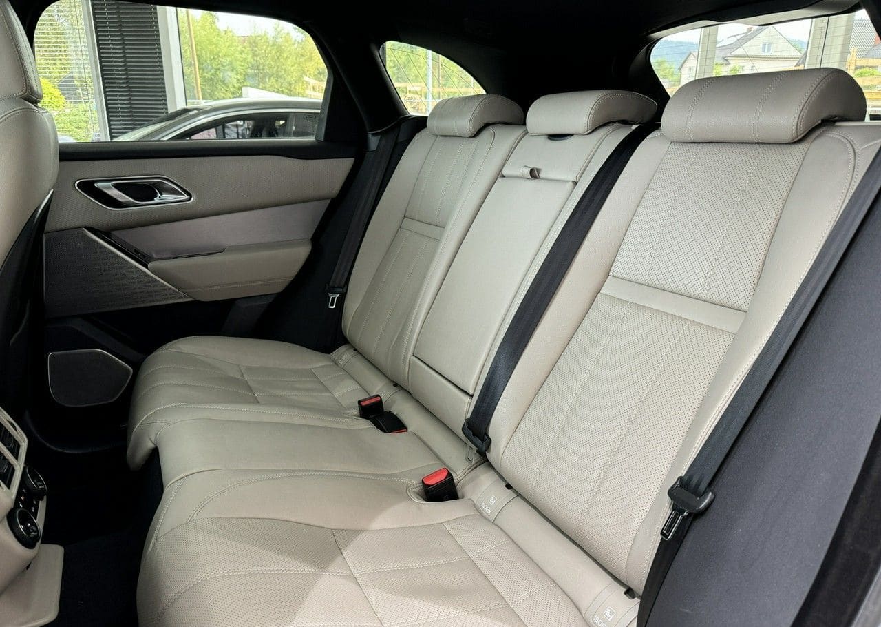 Zdjęcie oferty Land Rover Range Rover Velar nr. 14