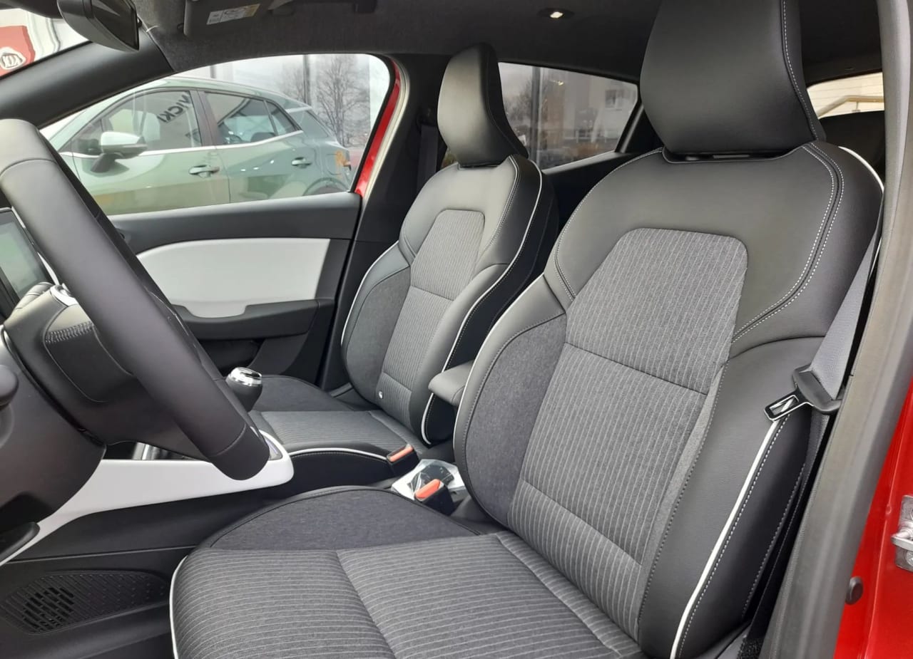 Zdjęcie oferty Renault Clio nr. 9