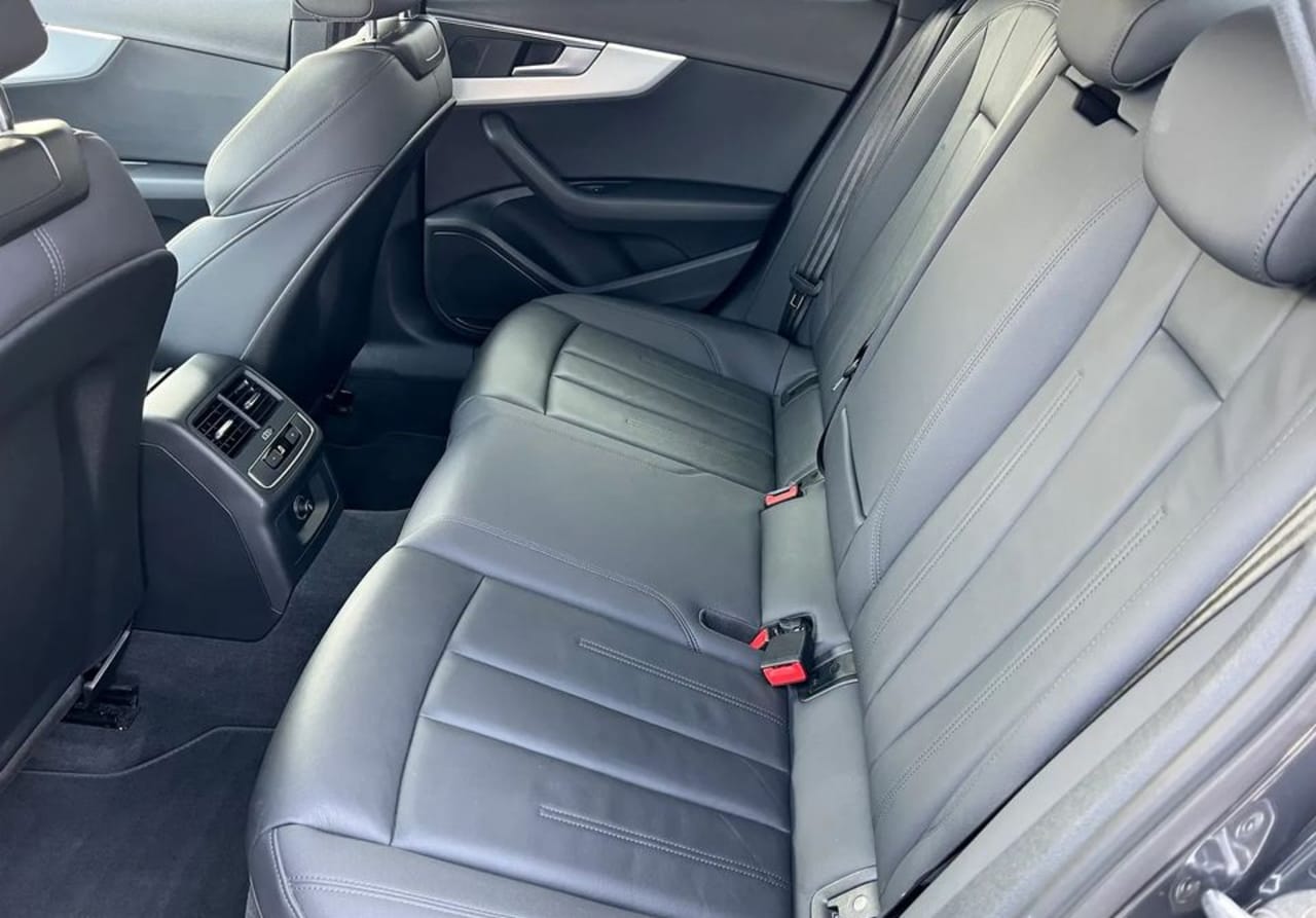 Zdjęcie oferty Audi A4 nr. 40