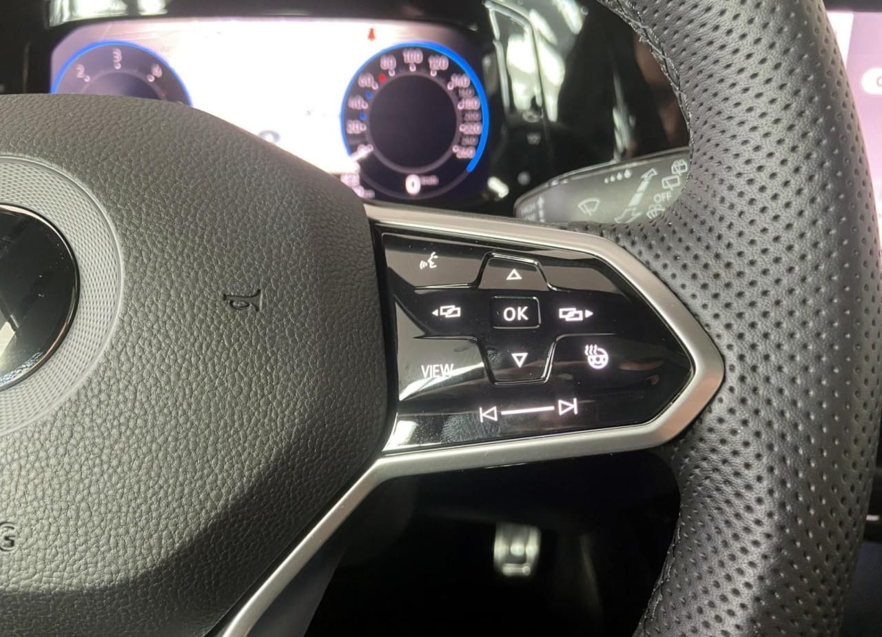 Zdjęcie oferty Volkswagen Golf nr. 15