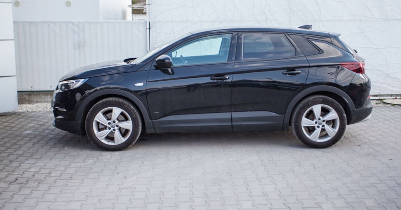 Zdjęcie oferty Opel Grandland X nr. 2