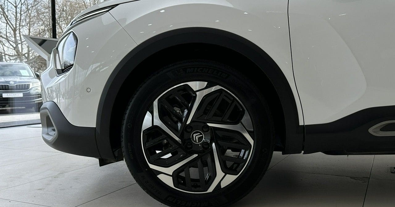 Zdjęcie oferty Citroen C4 nr. 18