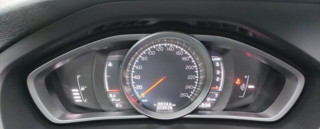 Zdjęcie oferty Volvo V40 nr. 39