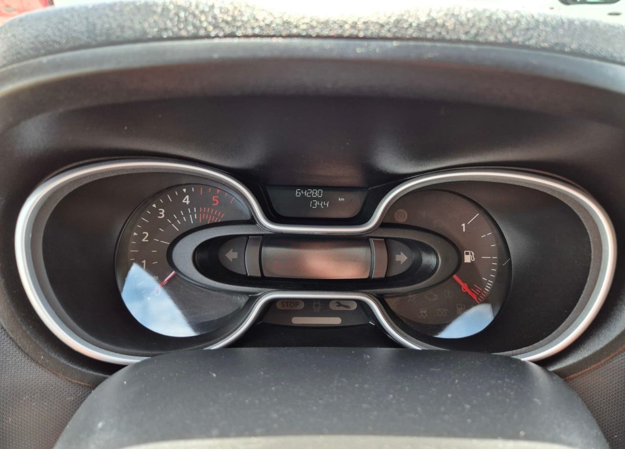 Zdjęcie oferty Renault Trafic L2H1 *109999zł NETTO* Brygadówka 6 osób 2,0dCi/120KM nr. 18