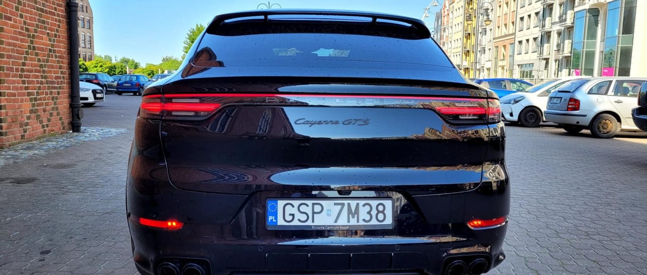 Zdjęcie oferty Porsche Cayenne nr. 32