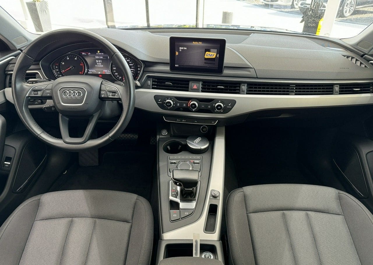 Zdjęcie oferty Audi A4 nr. 16