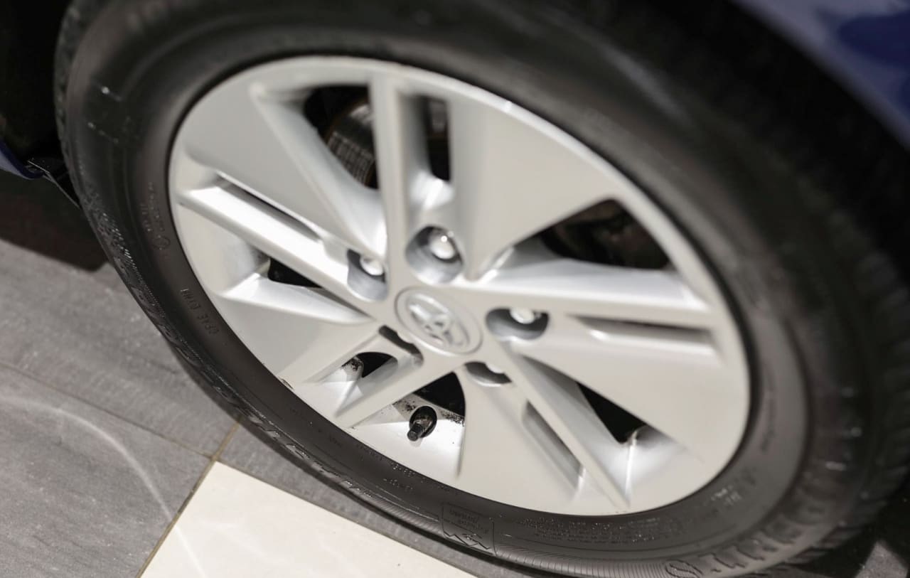 Zdjęcie oferty Toyota Auris nr. 28