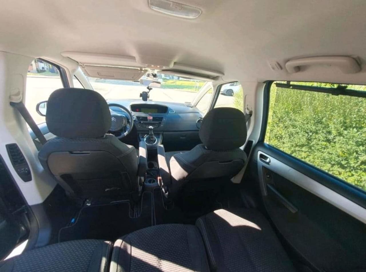 Zdjęcie oferty Citroen C4 Grand Picasso nr. 10