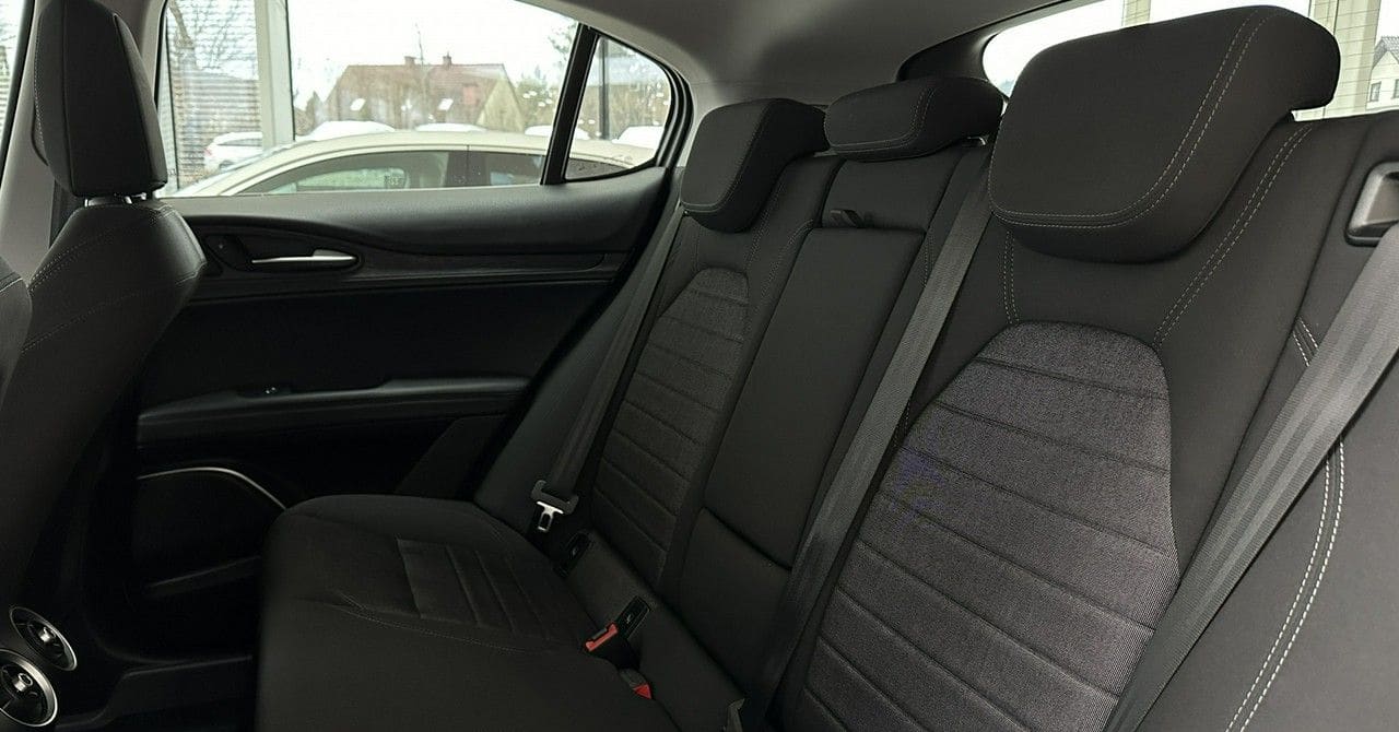 Zdjęcie oferty Alfa romeo Stelvio nr. 13