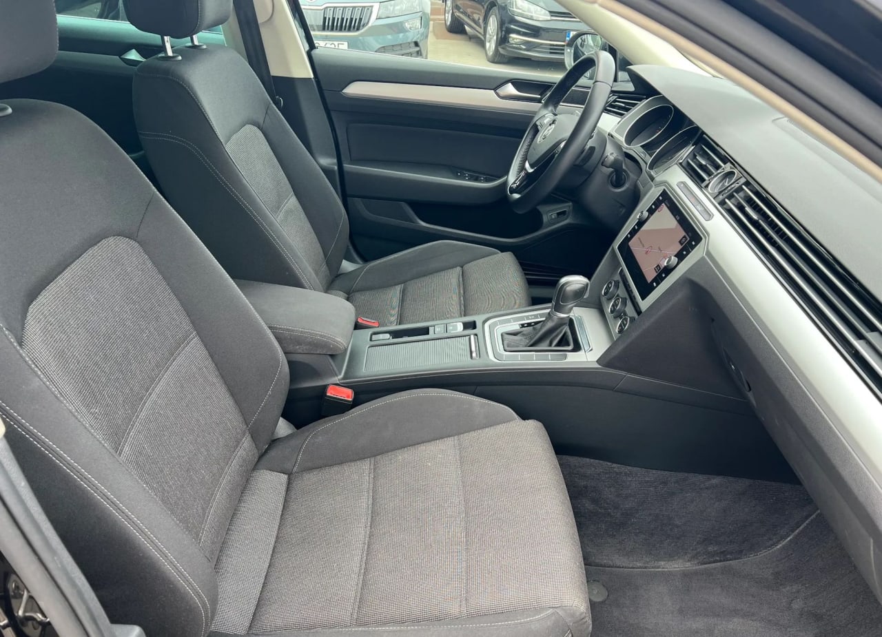 Zdjęcie oferty Volkswagen Passat nr. 10