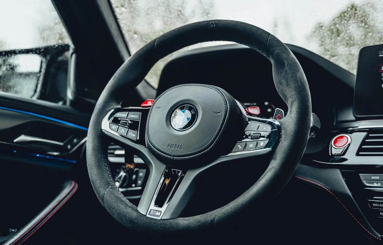 Zdjęcie oferty BMW M5 nr. 23