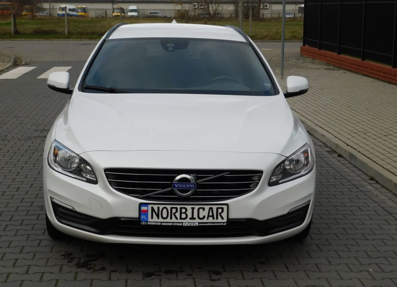 Zdjęcie oferty Volvo V60 nr. 2
