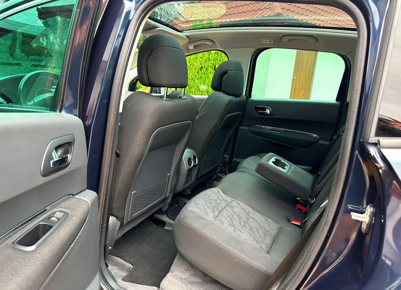 Zdjęcie oferty Peugeot 3008 nr. 23