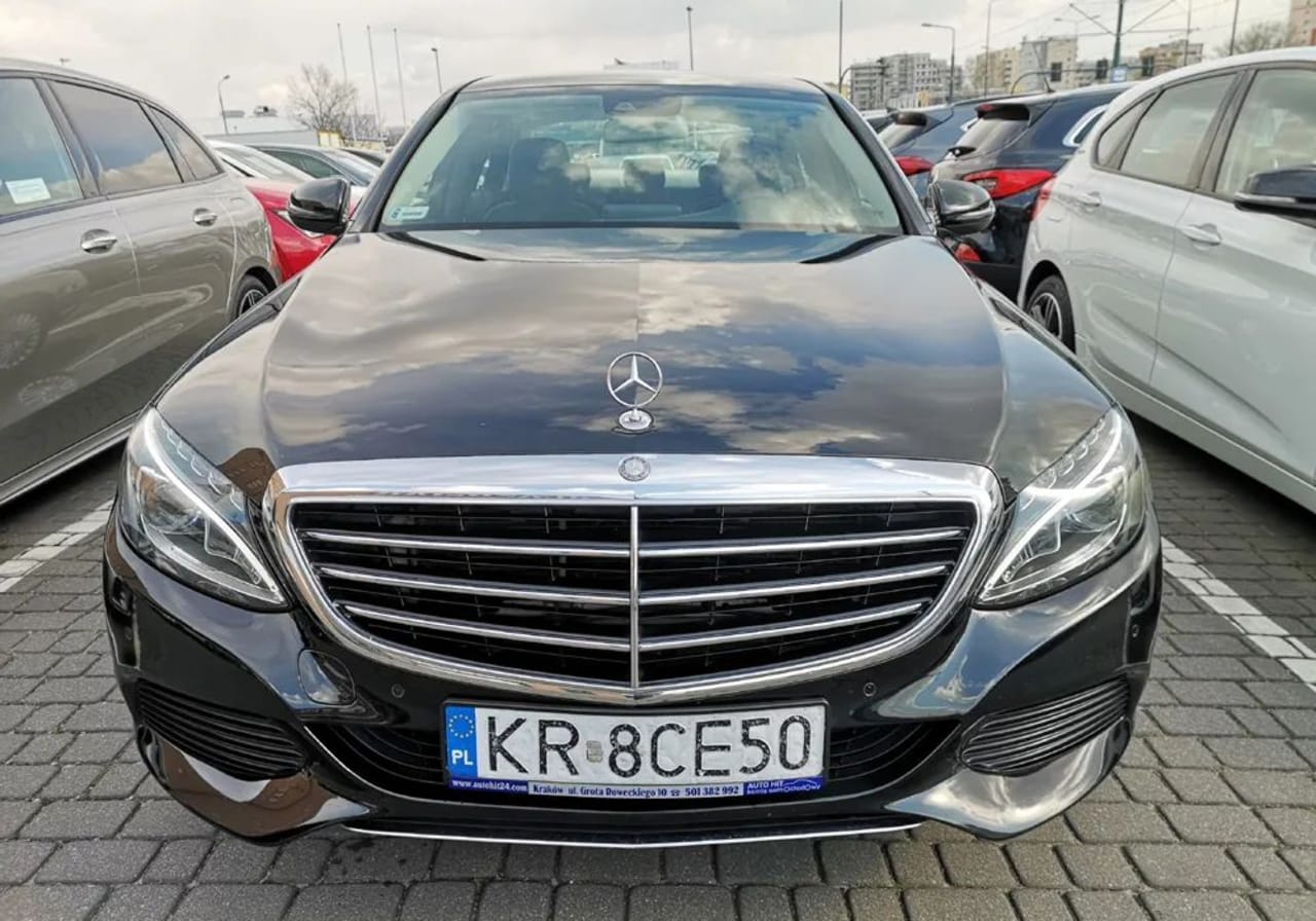 Zdjęcie oferty Mercedes-Benz Klasa C nr. 3