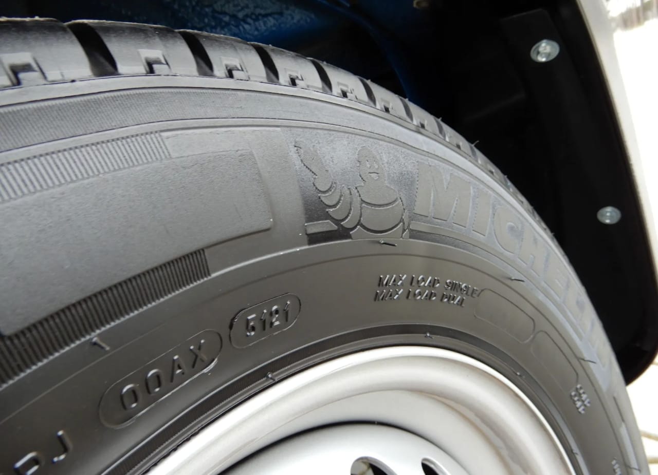 Zdjęcie oferty Iveco DAILY 35S18 Furgon Blaszak Long MAXI XXL 4.70 Dł. Cm H3-2150 mm WZMACNIANY GWARANCJA PRODUCENTA FABRYCZNIE NOWY DOSTEPNY nr. 12